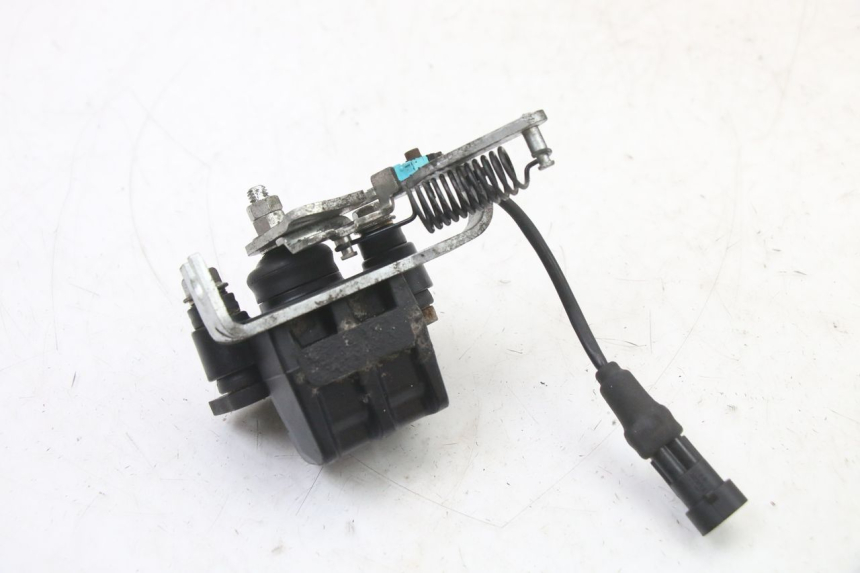 photo de REMMEER ROLL LOCK PIAGGIO MP3 LT 400 (2007 - 2012) - Detail van het onderdeel