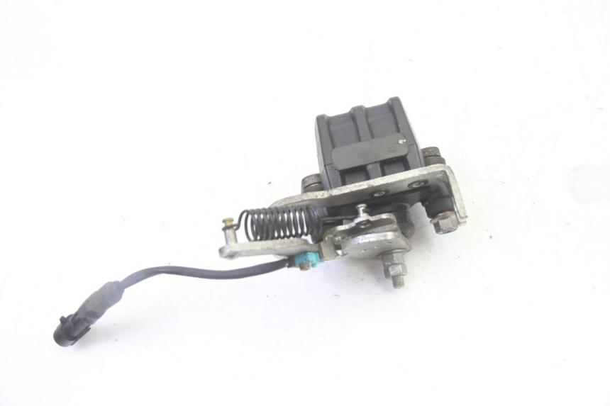 photo de REMMEERKLEM ROLL LOCK PIAGGIO MP3 LT 300 (2010 - 2016) - Detail van het onderdeel