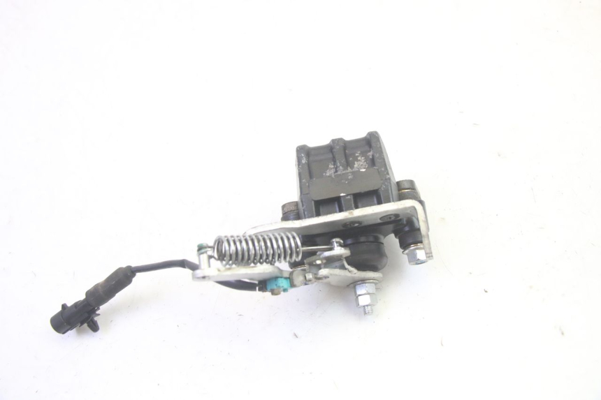 photo de REMMEER ROLL LOCK PIAGGIO MP3 LT 400 (2007 - 2012) - Zoom op gebruiksstaat