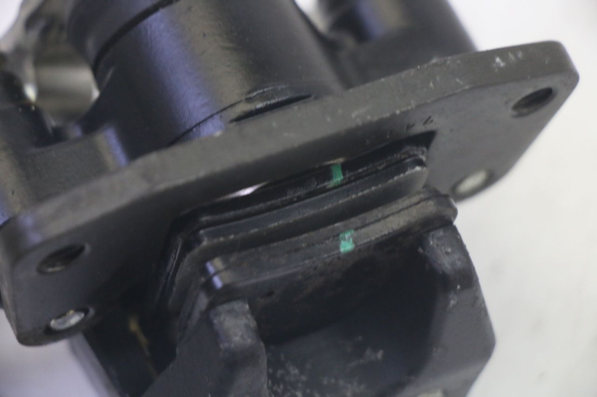 photo de REMMEER ROLL LOCK PIAGGIO MP3 LT 400 (2007 - 2012) - Gecontroleerd onderdeel