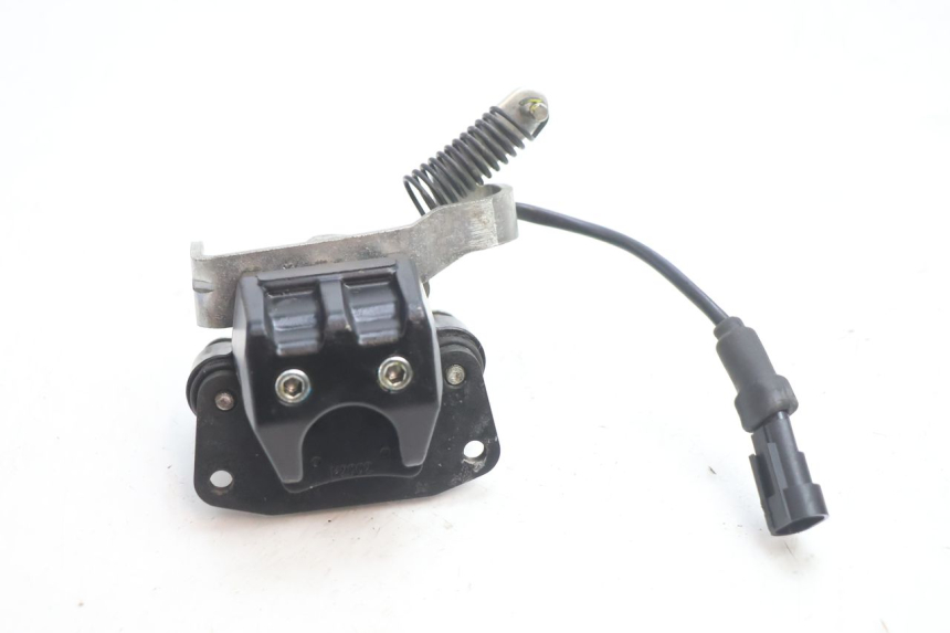photo de REMMEER ROLL LOCK PIAGGIO MP3 LT 400 (2007 - 2012) - Andere kijkhoek