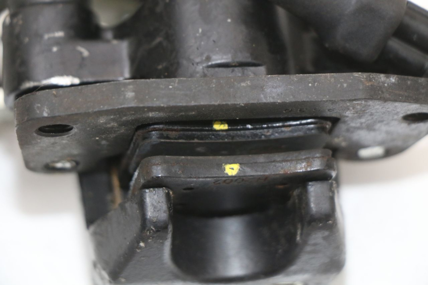 photo de REMMEER ROLL LOCK PIAGGIO MP3 500 (2011 - 2015) - Bevestigingspunten