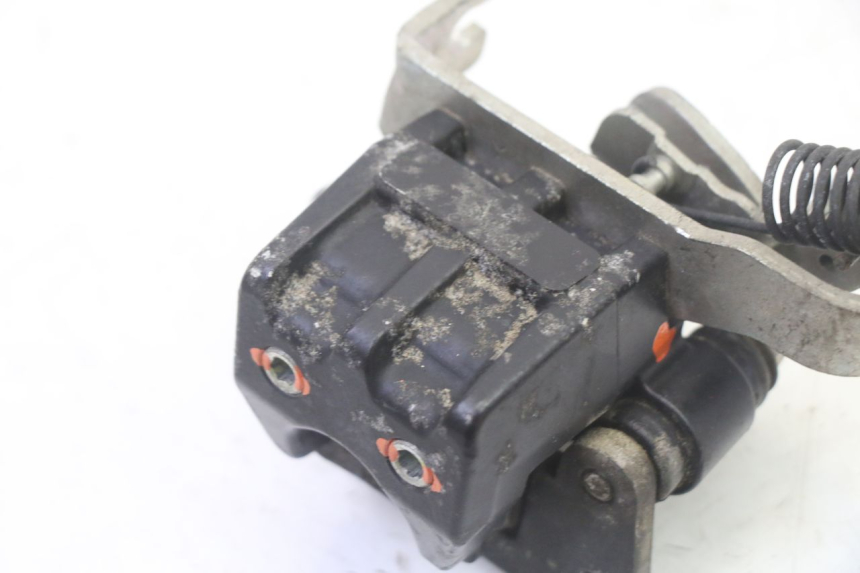 photo de REMMEER ROLL LOCK PIAGGIO MP3 RL 250 (2006 - 2010) - Technische close-up