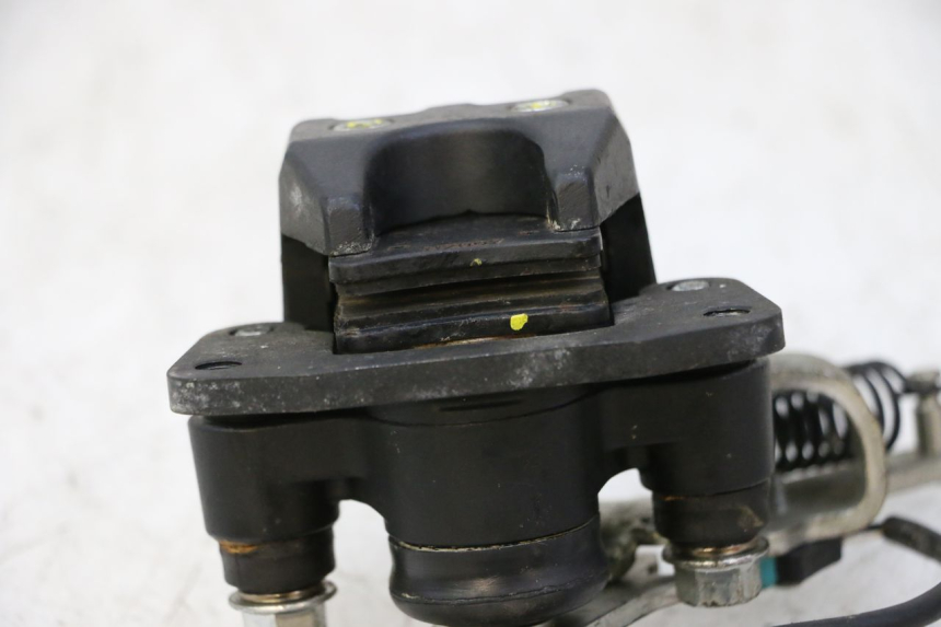 photo de REMMEER ROLL LOCK PIAGGIO MP3 500 (2011 - 2015) - Zoom op gebruiksstaat