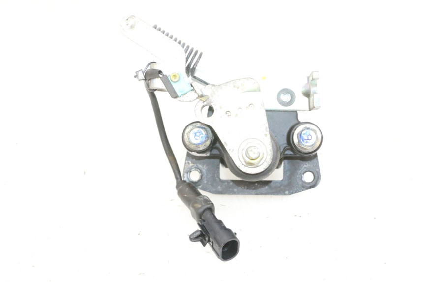 photo de REMMEER ROLL LOCK PIAGGIO MP3 RL 250 (2006 - 2010) - Hoofdaanzicht