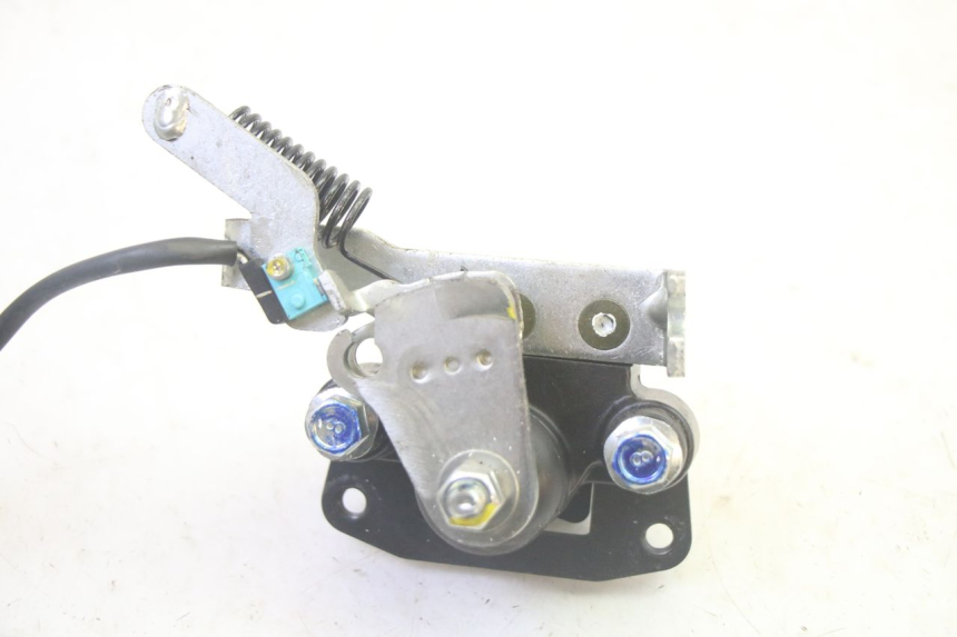 photo de REMMEER ROLL LOCK PIAGGIO MP3 500 (2016 - 2018) - Detail van het onderdeel