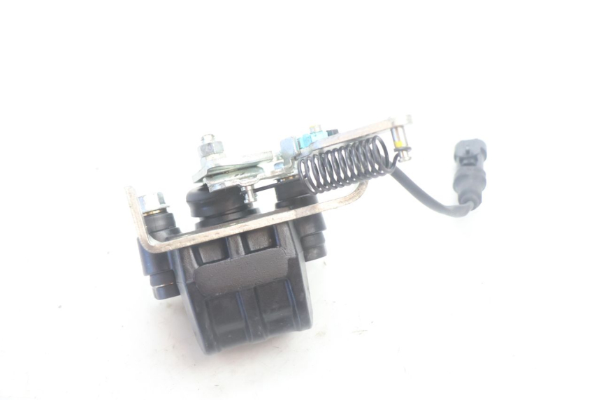 photo de REMMEER ROLL LOCK PIAGGIO MP3 500 (2016 - 2018) - Detail van het onderdeel