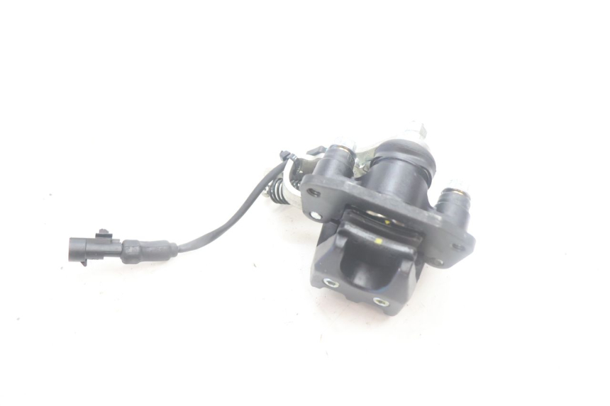 photo de REMMEER ROLL LOCK PIAGGIO MP3 500 (2016 - 2018) - Technische close-up