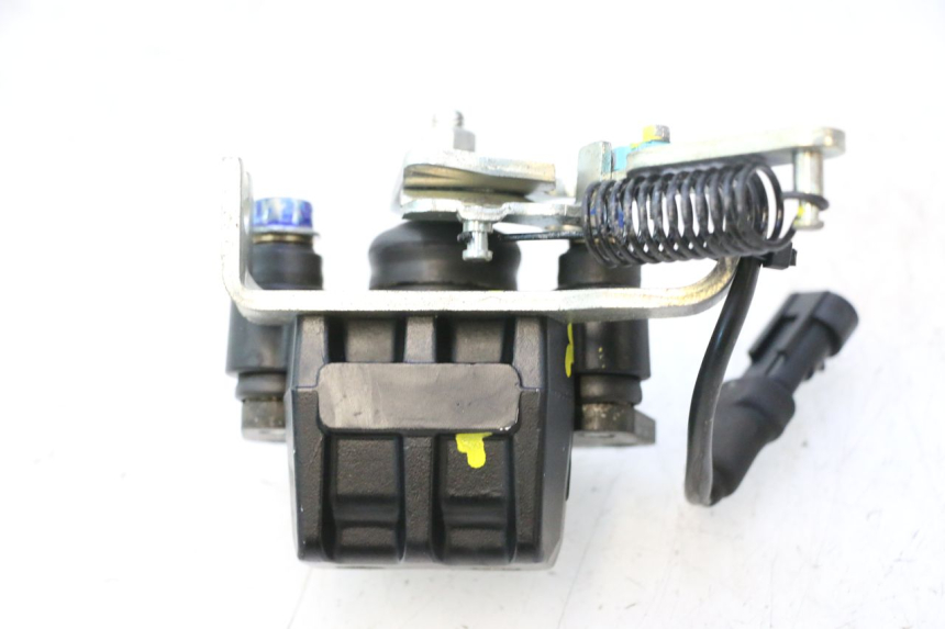 photo de REMMEER ROLL LOCK PIAGGIO MP3 500 (2011 - 2015) - Productaanzicht