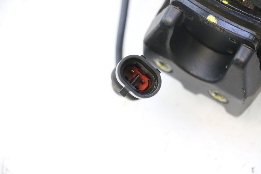 photo de REMMEER ROLL LOCK PIAGGIO MP3 500 (2011 - 2015) - Overzicht