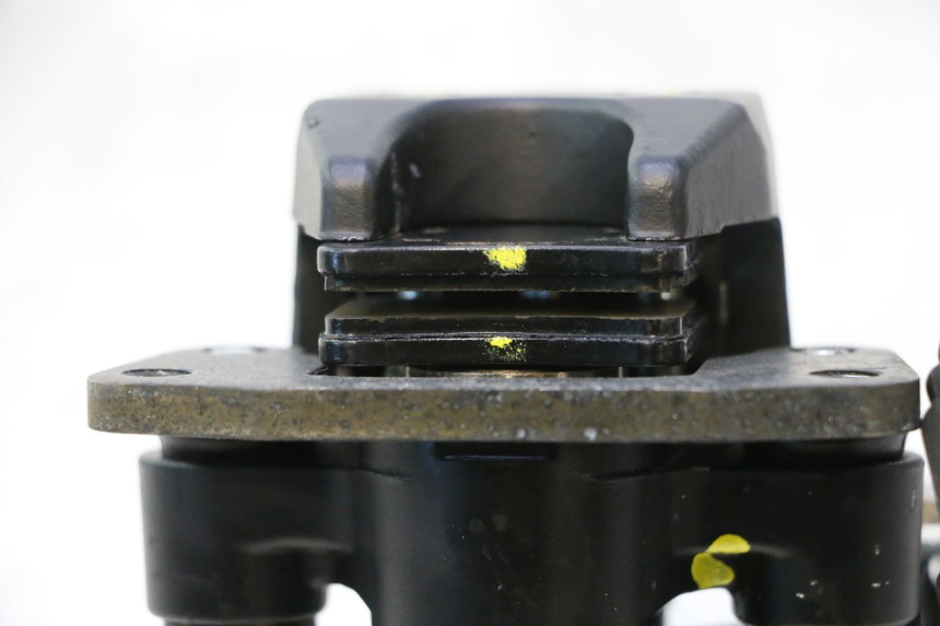 photo de REMMEER ROLL LOCK PIAGGIO MP3 500 (2011 - 2015) - Staat van het oppervlak