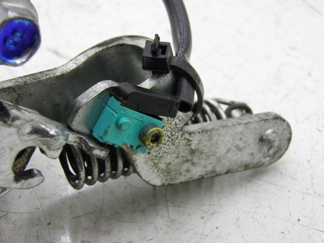 photo de REMMEER ROLL LOCK PIAGGIO MP3 RL 125 (2006 - 2014) - Detail van het onderdeel