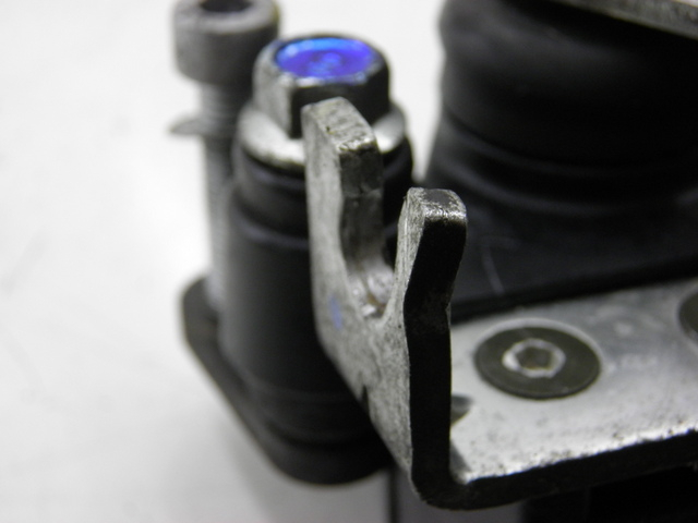 photo de REMMEER ROLL LOCK PIAGGIO MP3 RL 125 (2006 - 2014) - Andere kijkhoek