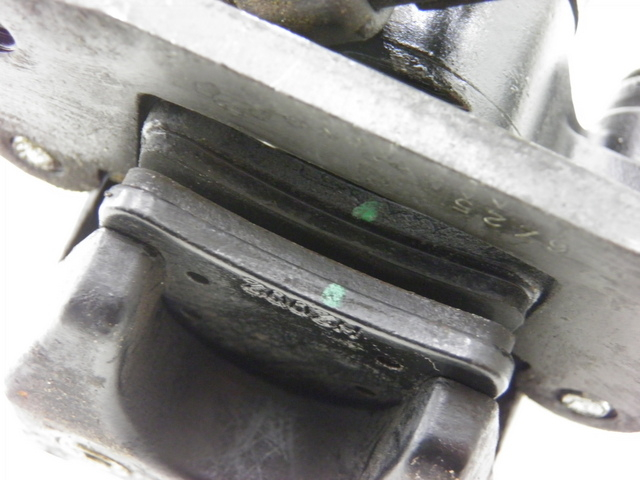 photo de REMMEER ROLL LOCK PIAGGIO MP3 RL 125 (2006 - 2014) - Bevestigingspunten