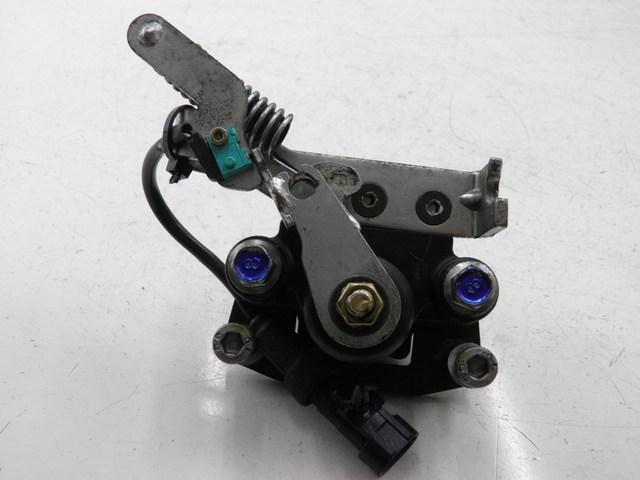 photo de REMMEER ROLL LOCK PIAGGIO MP3 RL 125 (2006 - 2014) - Staat van het oppervlak
