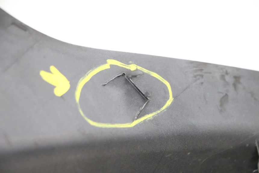 photo de VOORZIJDE SUZUKI BURGMAN 125 (2007 - 2014) - Detail van het onderdeel