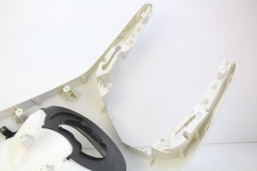 photo de VOORZIJDE PEUGEOT E-VIVACITY 1 (2012 - 2018) - Detail van het onderdeel