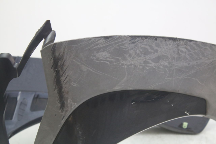 photo de VOORZIJDE PEUGEOT GEOPOLIS RS 125 (2007 - 2009) - Zoom op componenten