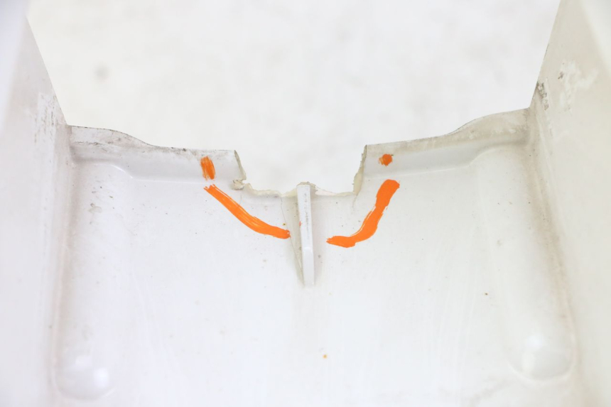 photo de ONDERSTE VOORZIJDE PEUGEOT CITYSTAR 50 (2013 - 2017) - Zoom op gebruiksstaat