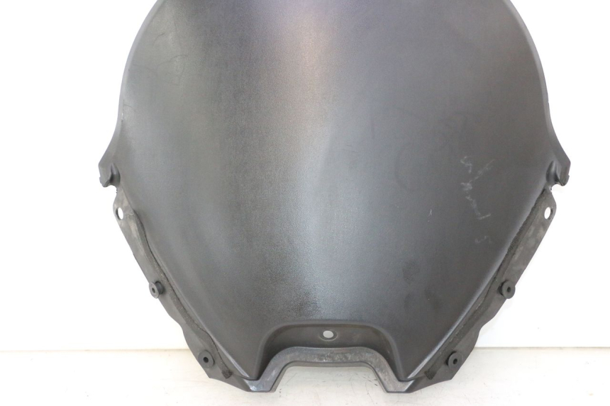 photo de VOORZIJDE BINNENKANT SUZUKI BURGMAN 125 (2007 - 2014) - Andere kijkhoek