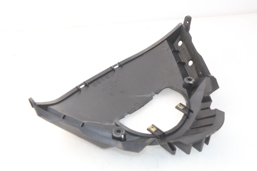 photo de VOORZIJDE BINNENKANT KYMCO DINK STREET 125 (2009 - 2014) - Zoom op gebruiksstaat