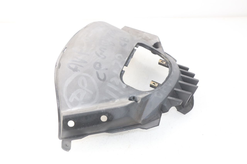 photo de VOORZIJDE BINNENKANT KYMCO DINK STREET 125 (2009 - 2014) - Technische close-up