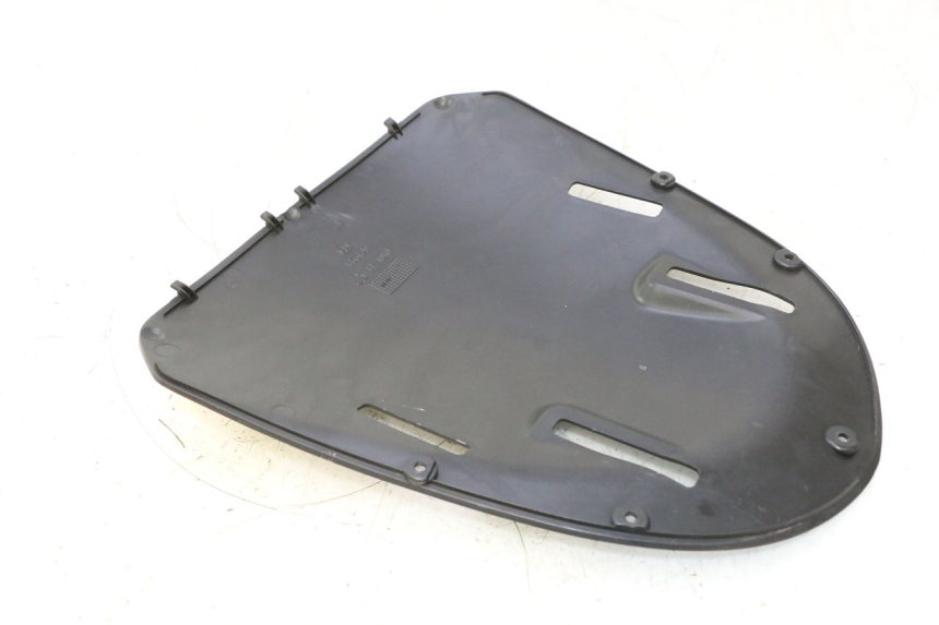 photo de VOORZIJDE BINNENKANT GILERA GP 800 (2007 - 2013) - Andere kijkhoek