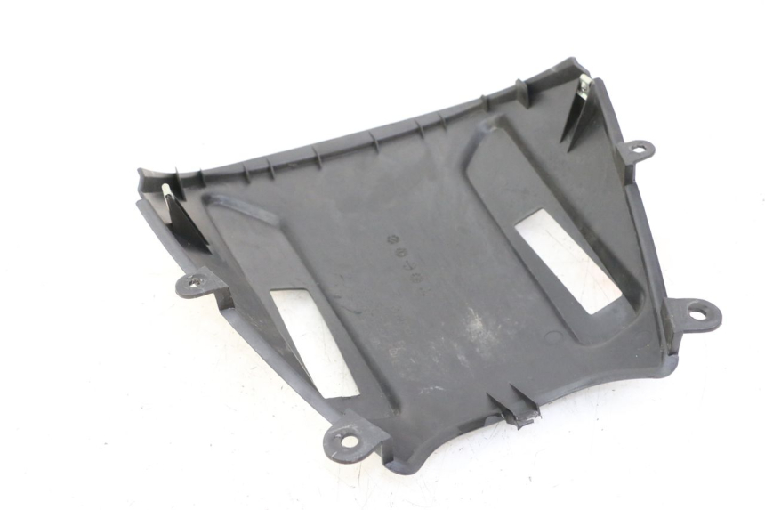 photo de VOORZIJDE BINNENKANT KYMCO XCITING 500 (2007 - 2010) - Detail van het onderdeel