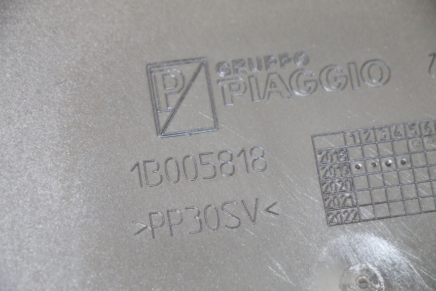 photo de VOORZIJDE BINNENKANT PIAGGIO MP3 HPE 350 (2018 - 2020) - Overzicht