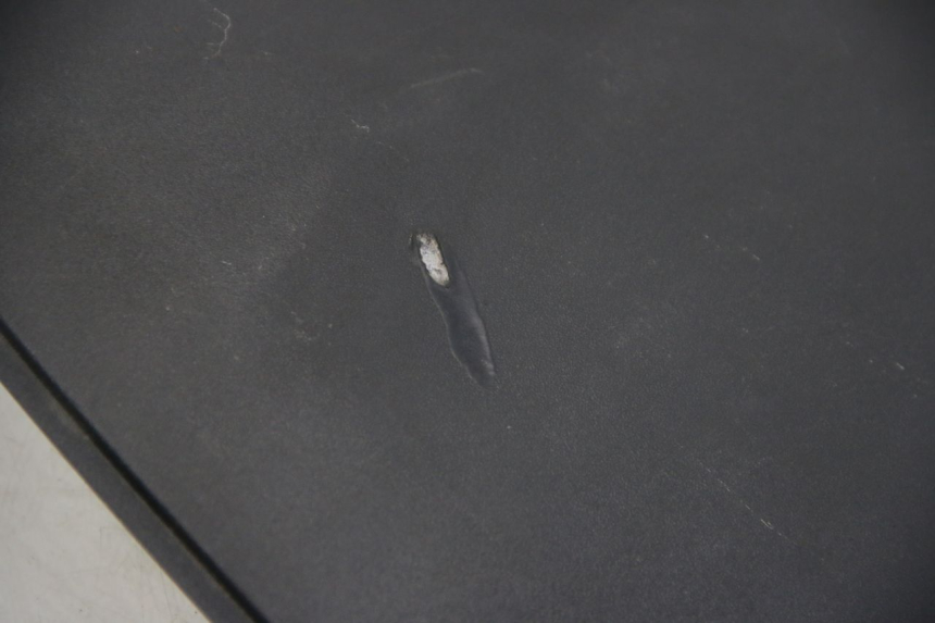 photo de VOORZIJDE BINNENKANT PIAGGIO MP3 125 (2006 - 2014) - Staat van het oppervlak