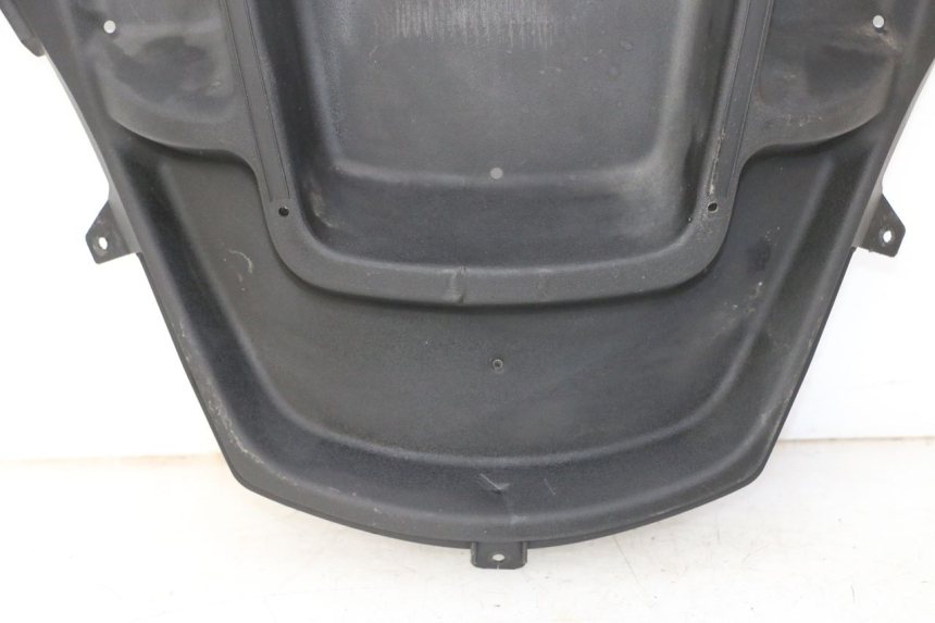 photo de VOORZIJDE BINNENKANT PIAGGIO MP3 500 (2011 - 2015) - Bevestigingspunten