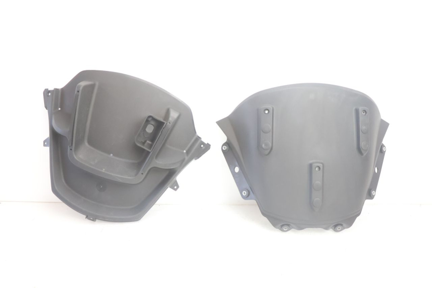 photo de VOORZIJDE BINNENKANT PIAGGIO MP3 500 (2011 - 2015) - Hoofdaanzicht