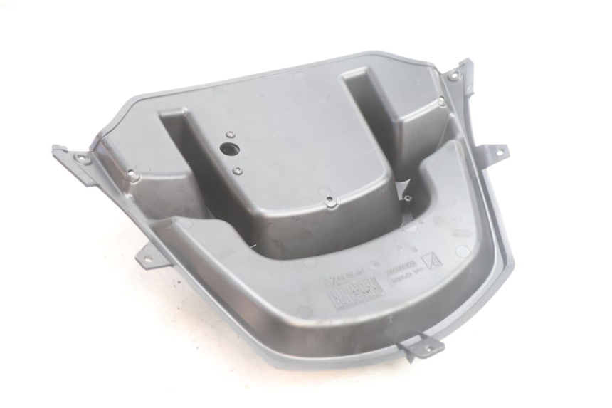 photo de VOORZIJDE BINNENKANT PIAGGIO MP3 500 (2011 - 2015) - Bevestigingspunten