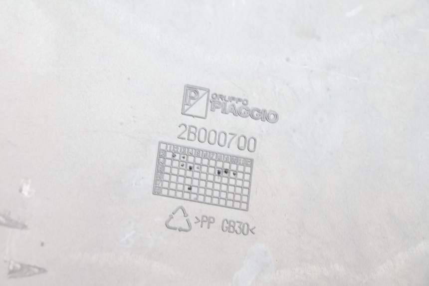 photo de VOORZIJDE BINNENKANT PIAGGIO MP3 500 (2016 - 2018) - Staat van het oppervlak