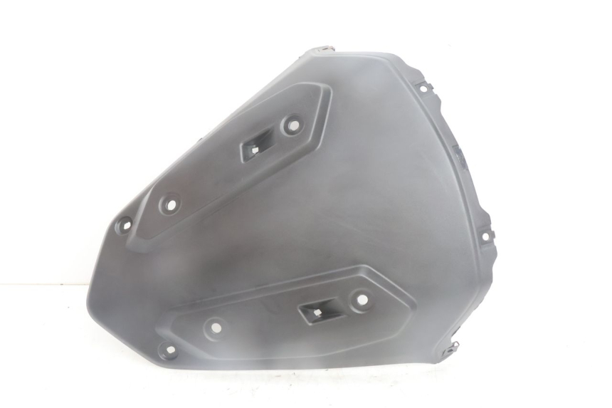 photo de VOORZIJDE BINNENKANT YAMAHA N-MAX NMAX 125 (2021 - 2024) - Detail van het onderdeel