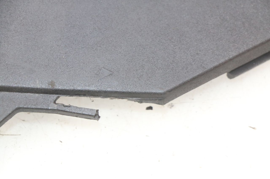 photo de VOORZIJDE BINNENKANT GILERA NEXUS 125 (2009 - 2013) - Staat van het oppervlak