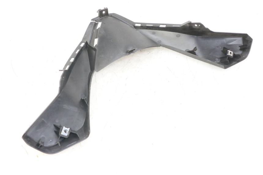 photo de VOORZIJDE BINNENKANT YAMAHA XMAX X-MAX ABS 125 (2017 - 2020) - Zoom op gebruiksstaat