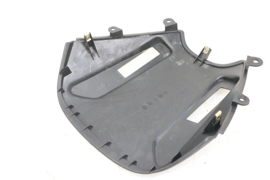 photo de VOORZIJDE BINNENKANT KYMCO XCITING 250 (2006 - 2009) - Zoom op gebruiksstaat