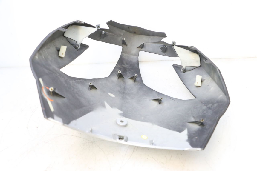 photo de VOORZIJDE KEEWAY MATRIX RX9 125 (2006 - 2007) - Bevestigingspunten