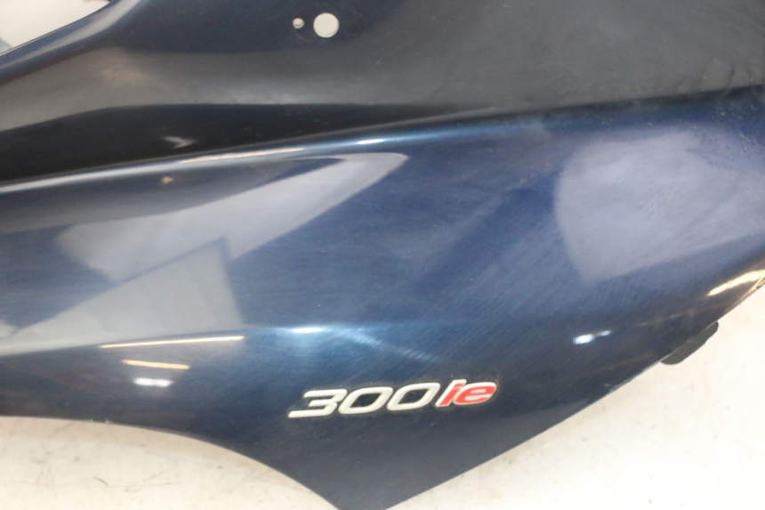 photo de VOORZIJDE PIAGGIO MP3 LT 300 (2010 - 2016) - Zoom op kwaliteit