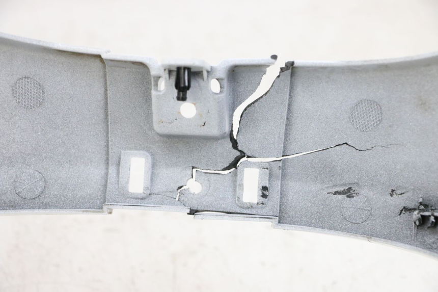 photo de VOORZIJDE YAMAHA NEO'S CORE 1 (2022 - 2026) - Bevestigingspunten