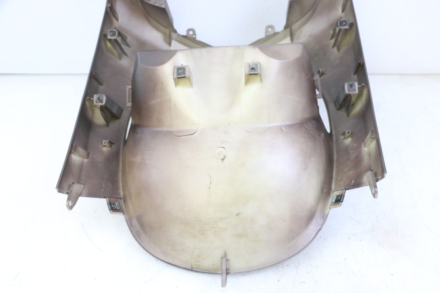 photo de VOORZIJDE PEUGEOT VIVACITY 125 (2010 - 2017) - Zoom op gebruiksstaat