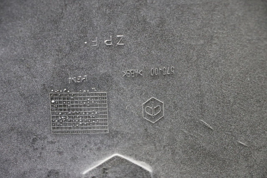 photo de VOORZIJDE PIAGGIO ZIP 4T 50 (2018 - 2020) - Detail van het onderdeel