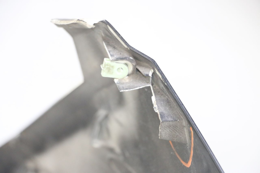 photo de VOORZIJDE PEUGEOT SATELIS COMPRESSOR K15 125 (2006 - 2009) - Technische close-up