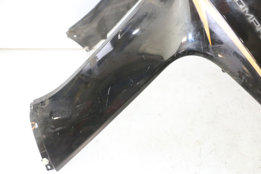 photo de VOORZIJDE PEUGEOT SATELIS COMPRESSOR K15 125 (2006 - 2009) - Markeringen en referenties