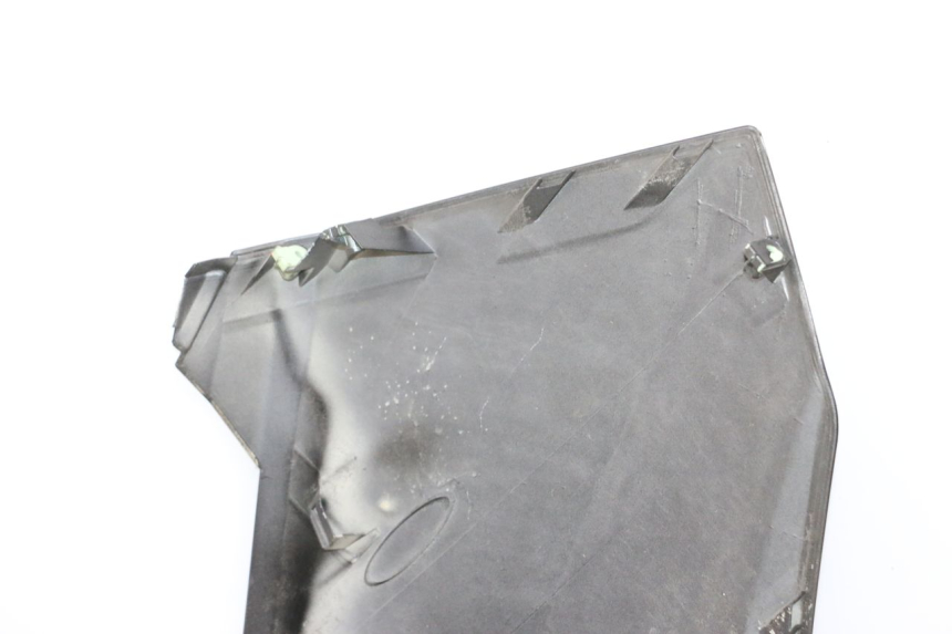 photo de VOORZIJDE PEUGEOT SATELIS 125 (2006 - 2009) - Kenmerkende details