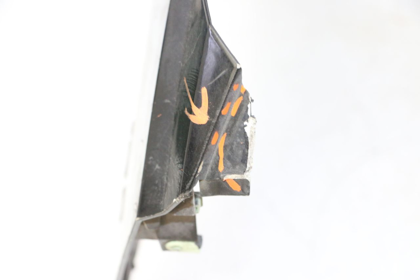 photo de VOORZIJDE PEUGEOT SATELIS 125 (2006 - 2009) - Technische close-up