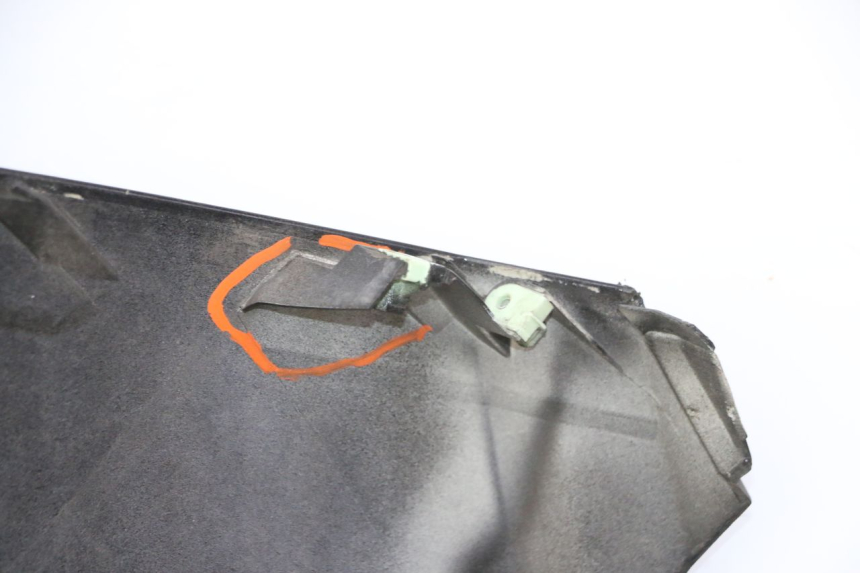 photo de VOORZIJDE PEUGEOT SATELIS 125 (2006 - 2009) - Staat van het oppervlak