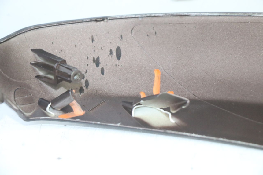 photo de VOORZIJDE PEUGEOT STREETZONE I 2T 50 (2018 - 2020) - Zoom op componenten