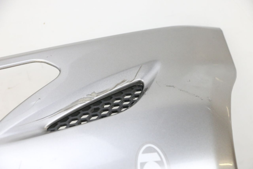 photo de BOVENSTE VOORZIJDE KYMCO AGILITY CITY 4T 50 (2008 - 2016) - Zoom op componenten